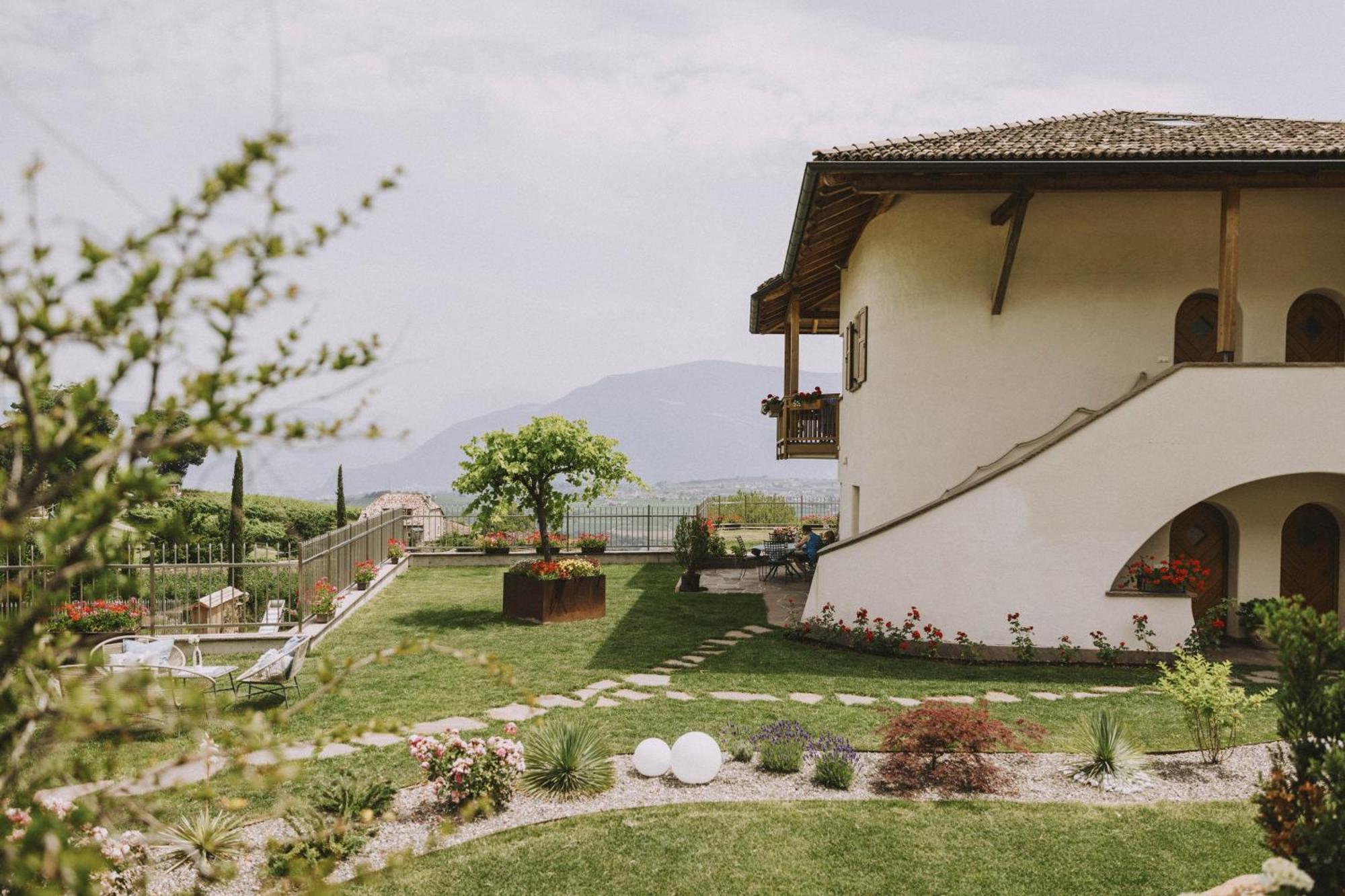 Villa Weinberghof à Appiano Sulla Strada Del Vino Extérieur photo